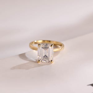 IGI Certified Emerald Cut Lab Grown Diamond Engagement Ring, Solid Gold D/VS1 Diamond Dainty Bridal Ring, Promise ring, Proposal Ring