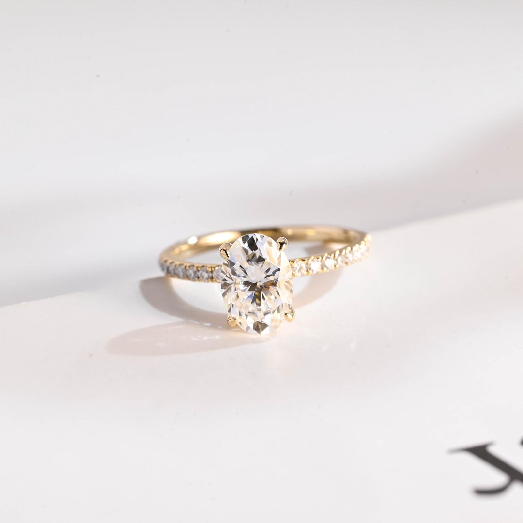 Anillo de compromiso de diamantes cultivados en laboratorio ovalado certificado por IGI anillo de promesa de media eternidad de diamantes D VS1 de oro macizo regalo de aniversario para ella Etsy Espan...