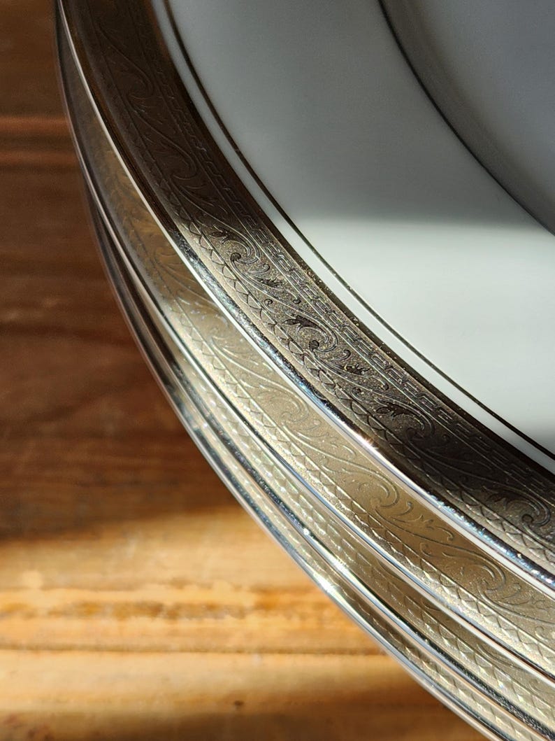 Noritake Crestwood Dinner Plate - Thumbnail 5