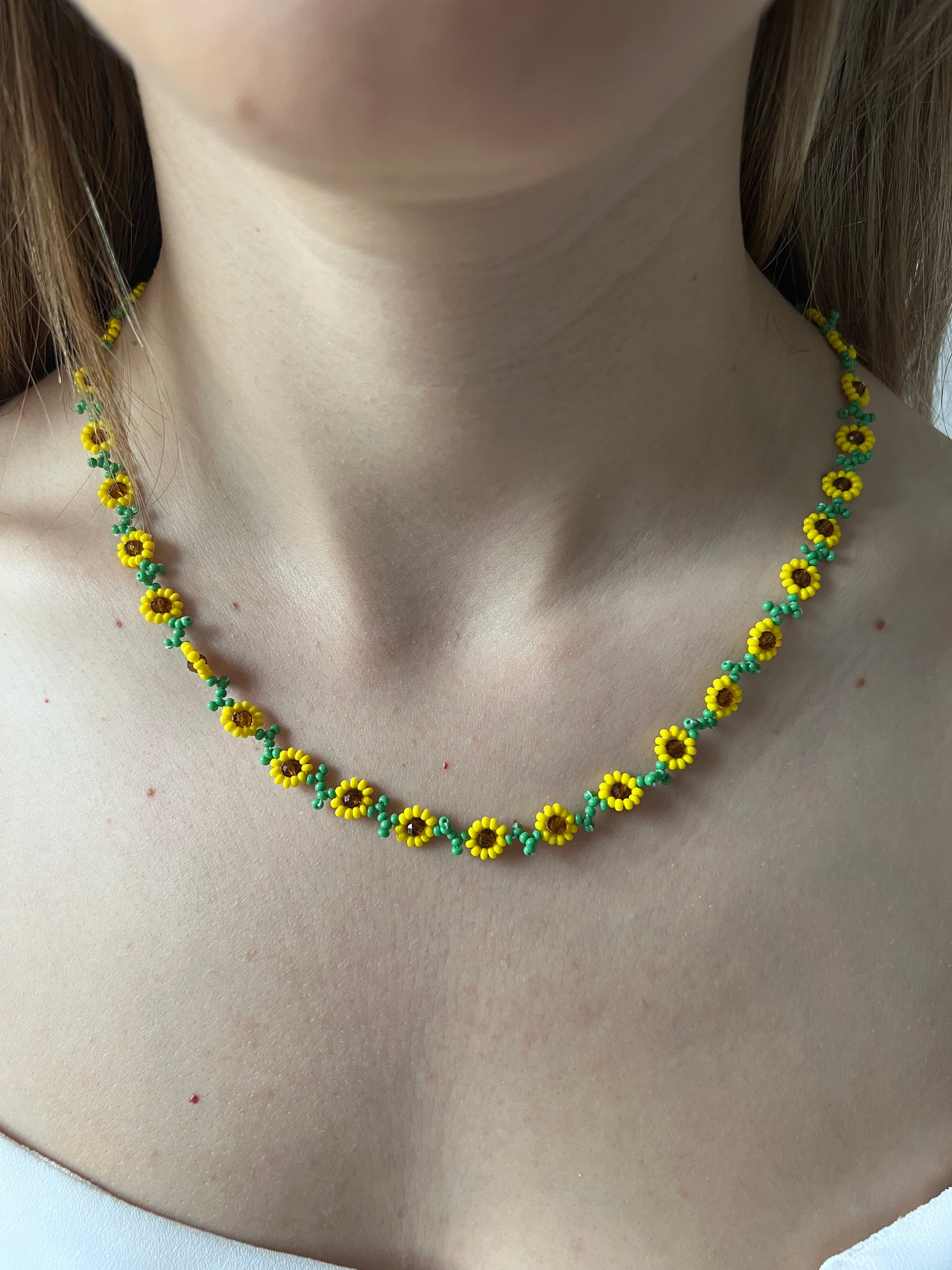 Sunflower choker pura vida deals