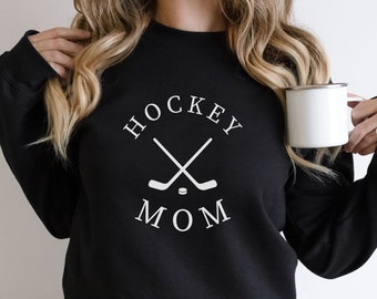 Pull hockey maman, chemise hockey maman, sweat hockey maman, chemise hockey maman le jour du match, cadeau pour maman hockey, sweat hockey pour maman