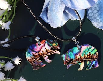 Engraved Wooden Bear Necklaces, Matching Couple Necklaces, Northern Lights Necklace, Personalized Gift, Forest Nature Pendant, Bear Couple