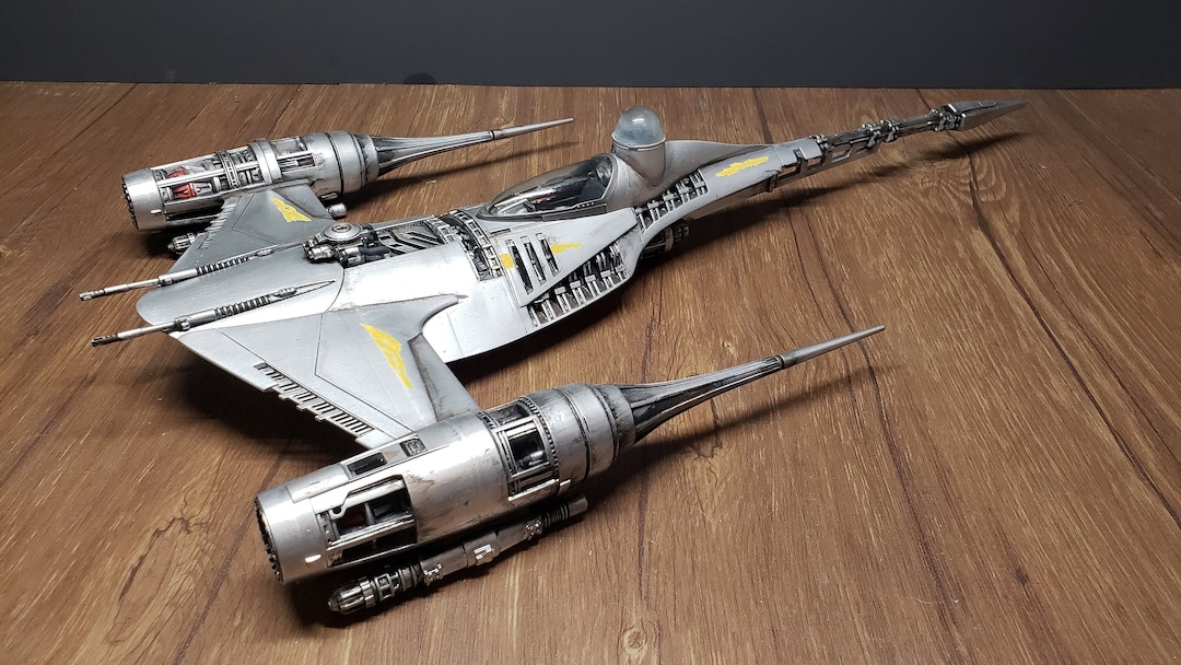Din Djarin's N1 Starfighter Galactic Armory Files the Mandalorian