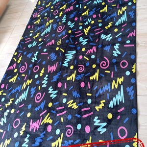 Alfombra con diseño de sable de luz, diseño de ciencia ficción brillante, decoración para sala de juegos, alfombra para pasillo. imagen 3