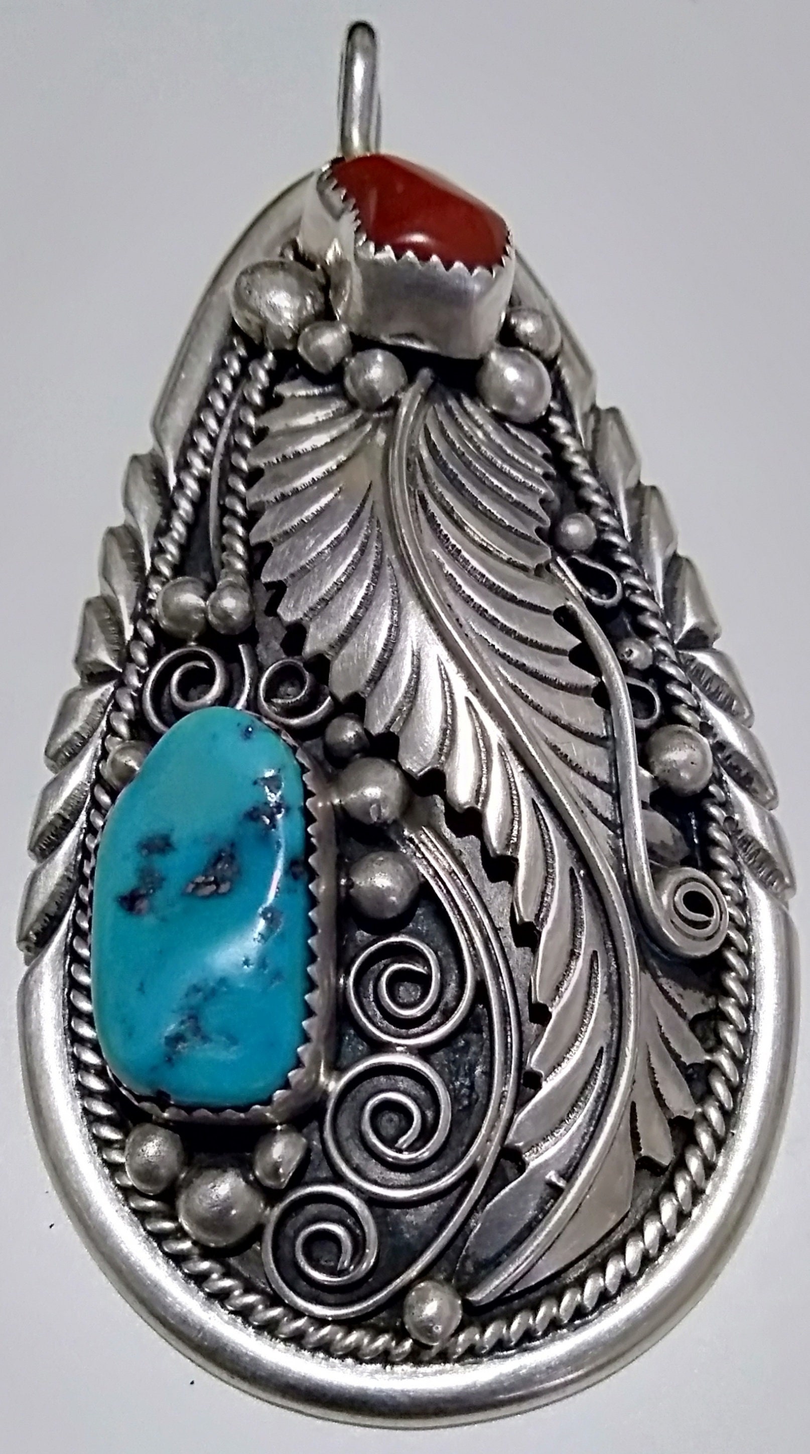 The Most Grand Vintage Native American Navajo Teardrop Petrified Wood Sterling Silver Bracelet The Most Grand Vintage Native American Navajo Teardrop Petrified Wood Sterling Silver Bracelet