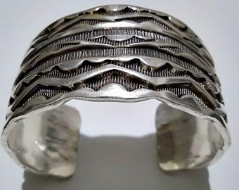 Vintage Navajo Heavy Solid Sterling Silver Cuff Bracelet ( Unsigned by Andy Cadman? )