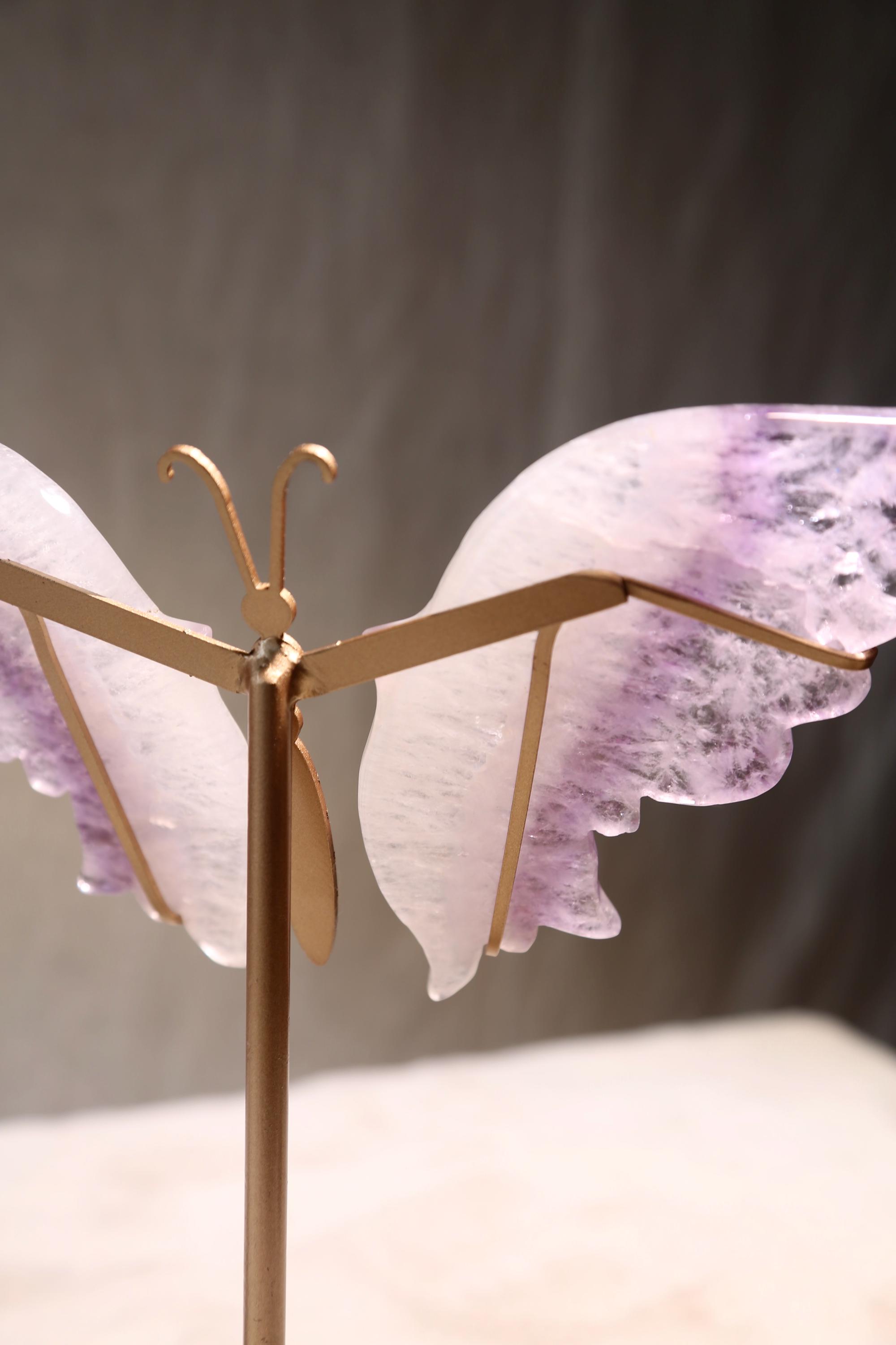 ウルグアイ産クォーツピンクアメジスト蝶の羽根（スタンド付き