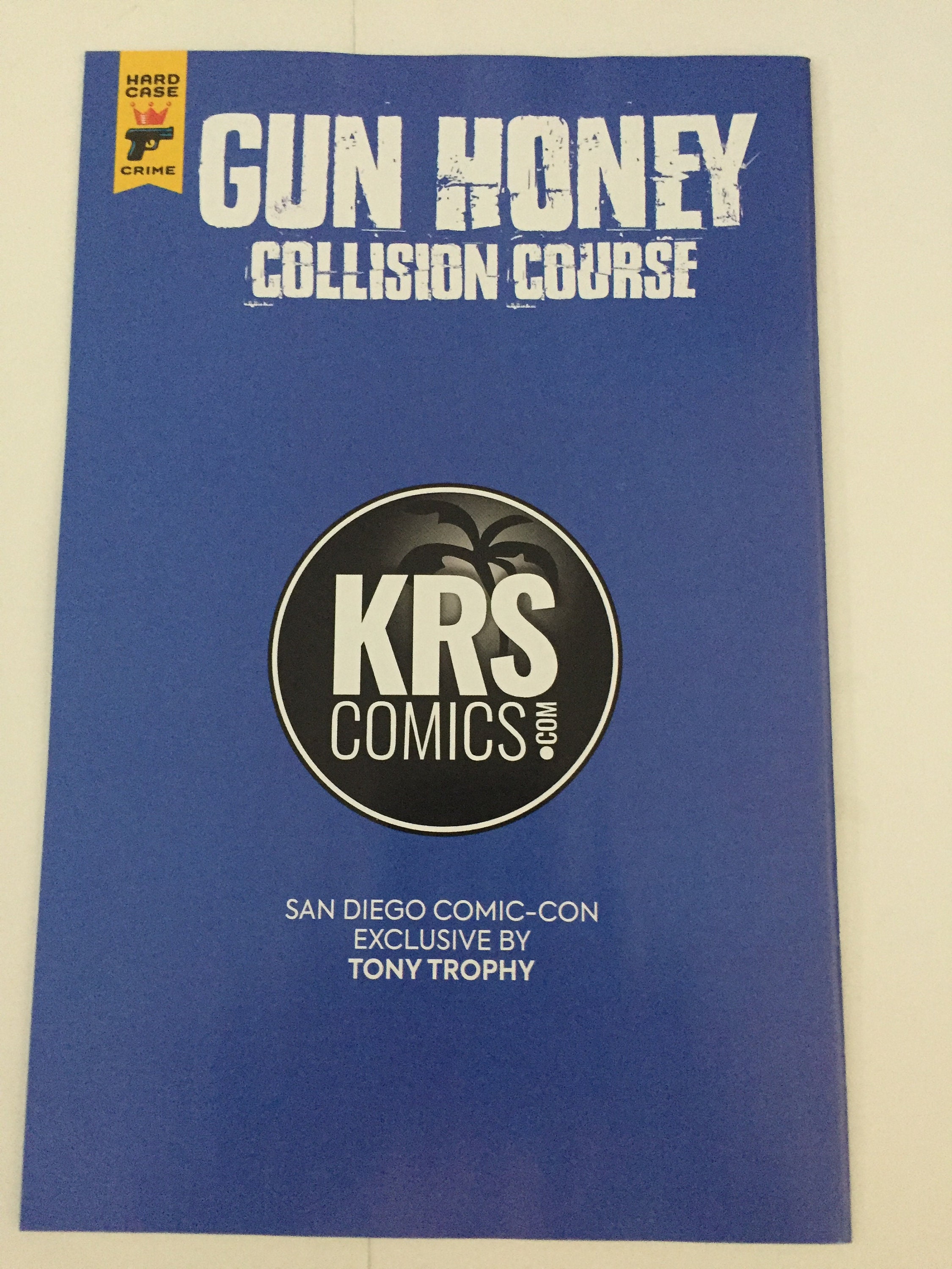 2024 Titan Comics Gun Honey Collision Course Tony Trophy San