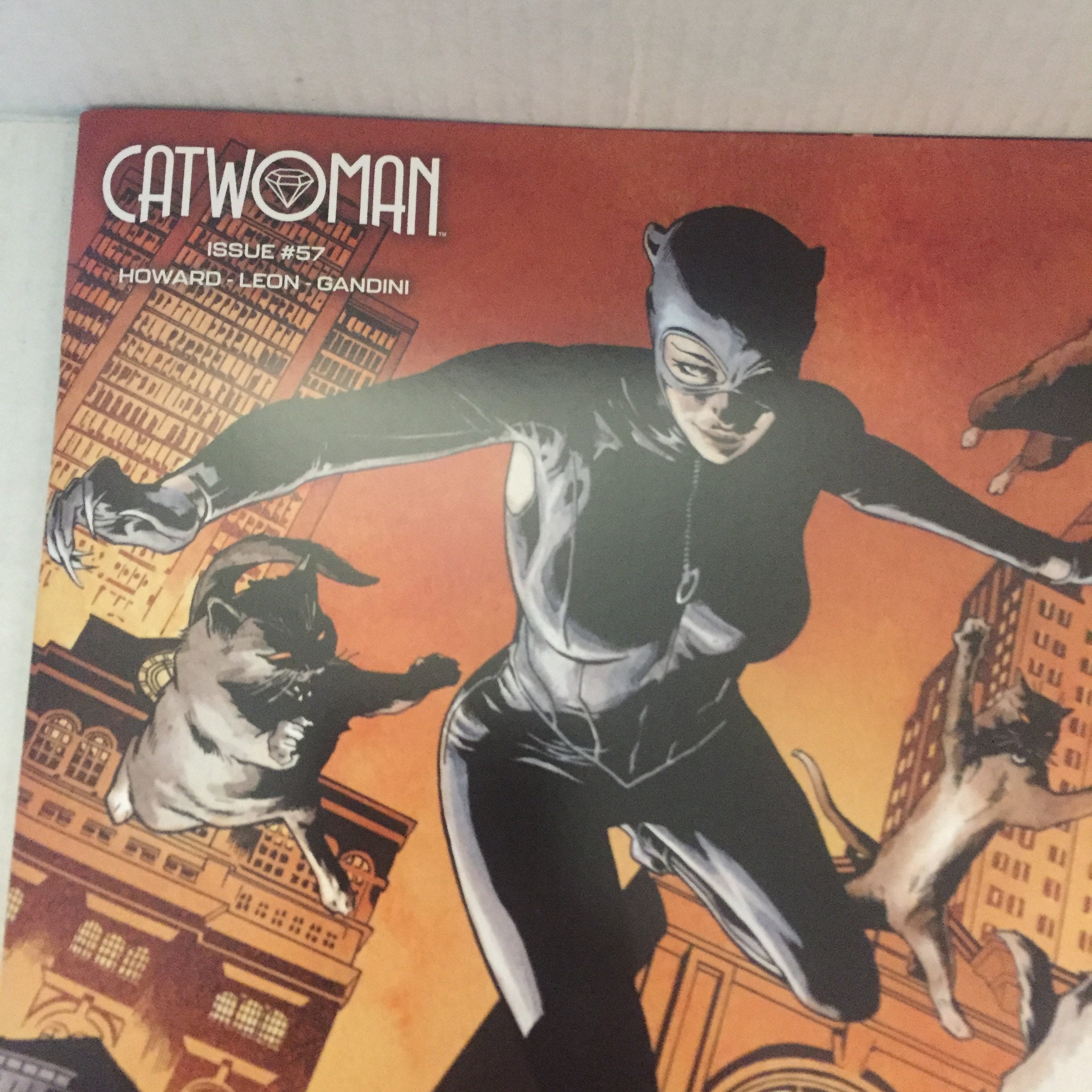 2023-dc-comics-catwoman-quesada-variant-57-etsy