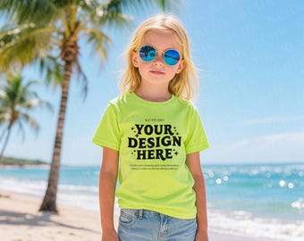 Gildan 5000B Lime Green Jugend T-Shirt Mockup | Kinder T-Shirt Lifestyle Mockup JPG für POD