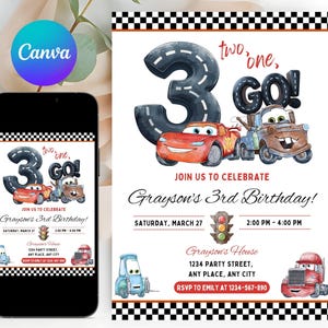 以下が含まれることがあります： 道路を模した3の数字、漫画の車、そして「two, one, GO！」という言葉が特徴の誕生日招待状。招待状には「Graysonの3歳の誕生日を一緒にお祝いしましょう！」というテキストとイベントの詳細が含まれています。