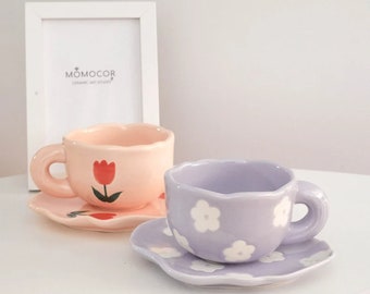 Juego de tazas de cerámica con diseño floral pintado a mano, taza de café kawaii con platillo