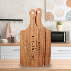 Mother's Day Gifts Custom Cutting Boards Handmade Engraving Boards Wedding Favors Charcuterie Boards With Handles Gifts for Couples