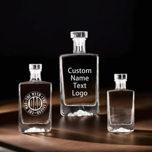 Father&#39;s Day Gift, Custom Engraved Whiskey Decanter, Whiskey Glass Bottle, Personalized Whiskey Bottle, Birthday Gift for Him, Wedding Gift