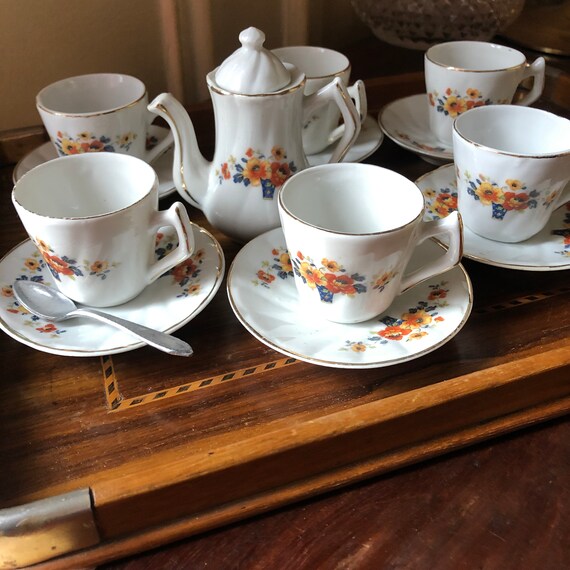 Dinette - service café thé -porcelaine - poupée jouet en ance | Clasf