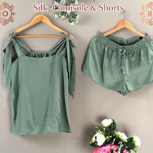 Luxury Silk Camisole and Short Set for Women Women&#39;s Satin Sleepwear Off-Shoulder Camisole Short Soft and Lightweight Lounge Set Bridal Gift