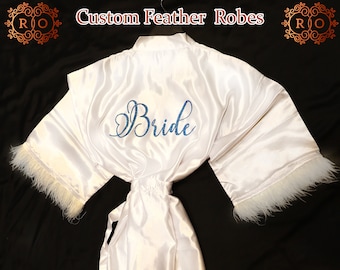 Wedding Dressing Gown / Personalised Bridesmaid Robe / Bridal Party Robe / Satin Wedding Robe / White Bridal Robe / Brides Robe With Feather