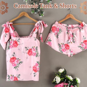 Women&#39;s Lightweight Rayon Sleepwear Floral Camisole & Shorts Set Soft and Breathable Loungewear Camisole Tank Top and Shorts Wedding Gifts
