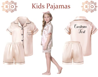 Pyjama personnalisé avec passepoil pour enfants | pyjama monogrammé | cadeau personnalisé | cadeau pour elle | pyjama de demoiselle d'honneur | pyjama initial | pyjama personnalisé
