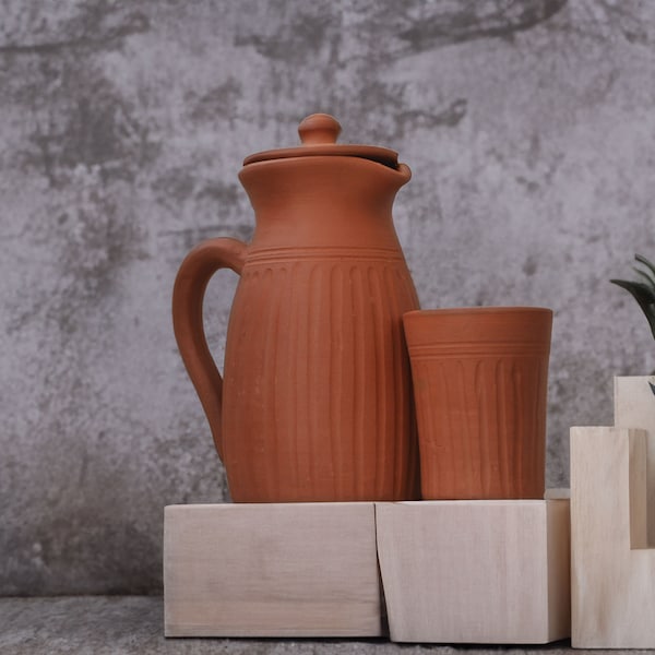 Handgemachter Terrakotta-Krug, Terrakotta-Krug, Wasserkrug, Tonkrug, Bauernhausdekor, einzigartige Keramik, Weinkaraffe (mit 1 Gläsern)