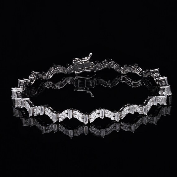 Anjali Classy S925 Sterling Silver Zirconia Moissanite Diamond