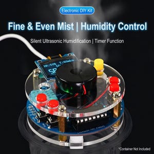 Könnte beinhalten: Elektronisches DIY-Kit mit dem Text "Fine & Even Mist | Humidity Control". Das Gerät verfügt über einen kleinen Bildschirm mit der Anzeige "HR:50% T:60min" und eine schwarze zylindrische Komponente. Rote und gelbe Knöpfe sind auf der Platine sichtbar.