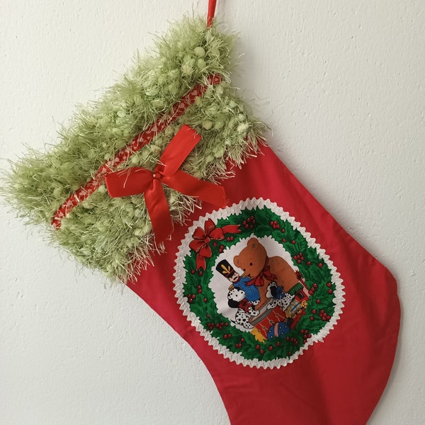 Botte de Noël | Chaussette de Noël | Bas de Noël | Tissu avec ours et chiens | home decor | Cadeau pour Noël | Traditionnel | Enfant