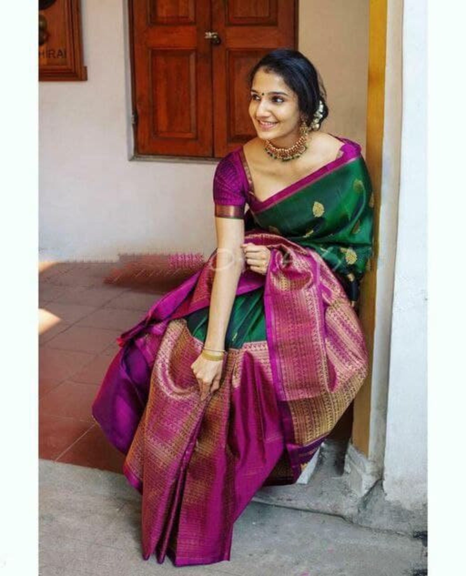 Pure Soft Silk Kanjivaram Saree - Chasing Sunsets main image 1