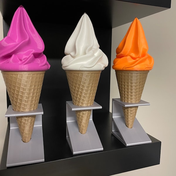 GIANT ICE CREAM - Pop art - decorative plastic ice cream sculpture