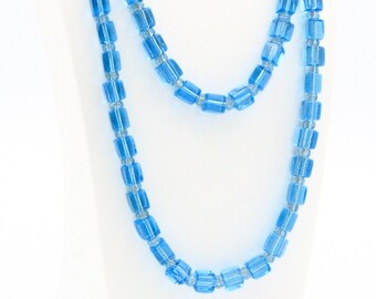 Antieke Tsjechische art-decoketting van blauw glas met vierkante flap