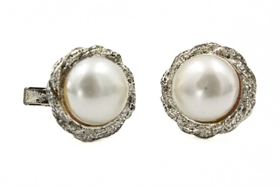 Distinguished White Faux Pearl Silver Tone Textured Cufflinks View 4