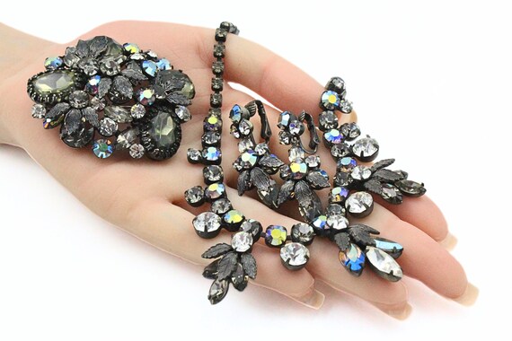 Designer Regency Foiled Back Gray Iridescent AB C… - image 2