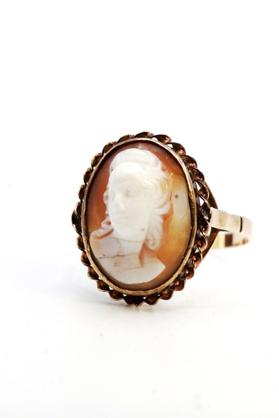 Antique Victorian 14K Gold High Relief Shell Cameo