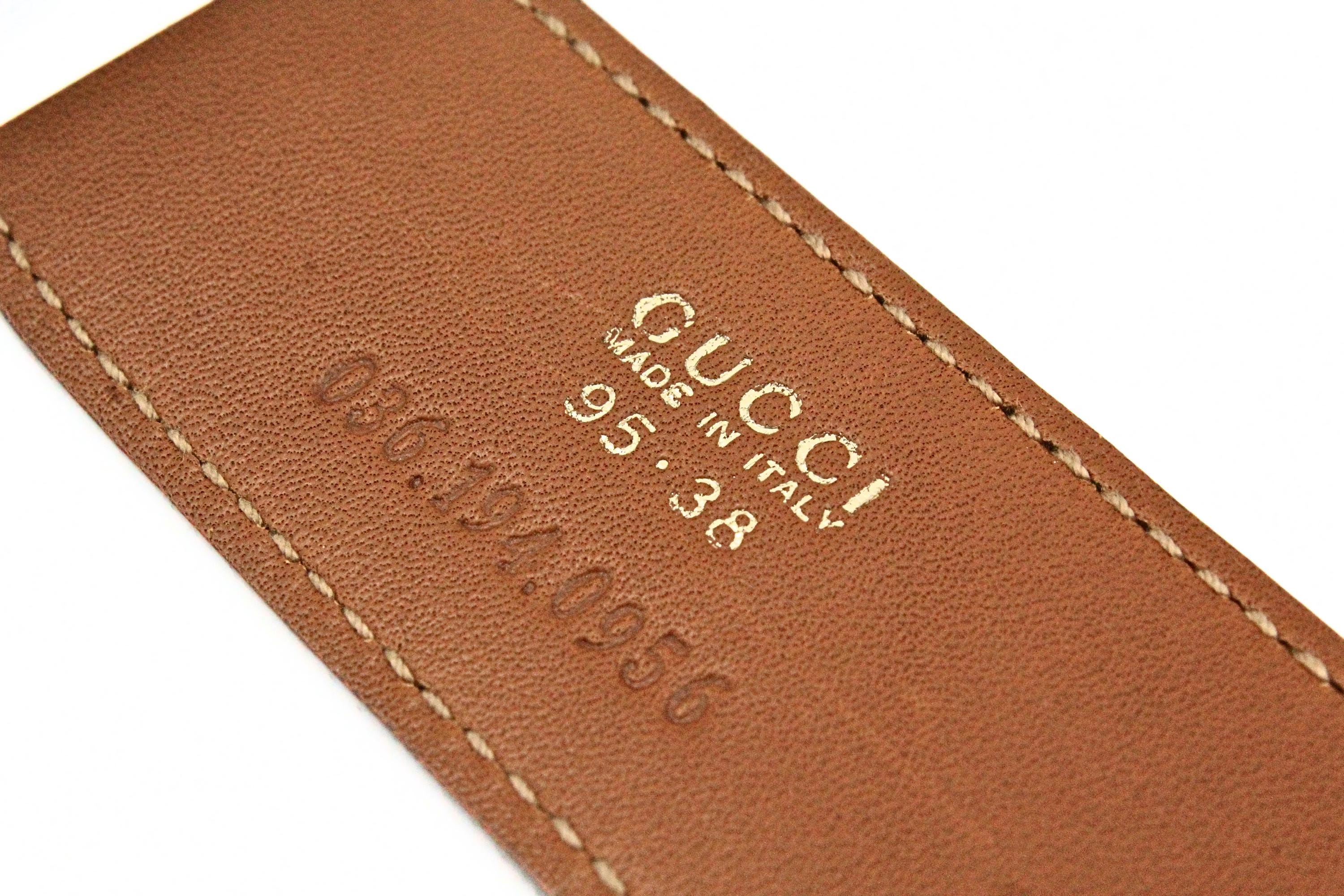 Iconic Authentic Gucci Green Red Classic Fabric Leather Vintage G