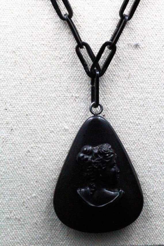 Antique Art Deco Carved Bakelite Black Cameo Mour… - image 4