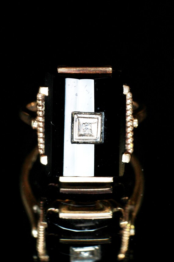 Antique Art Deco 10K Gold Onyx Diamond Ring - image 7