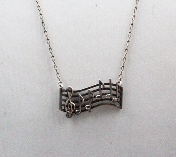 Vintage Sterling Silver Music Notes Necklace - image 10