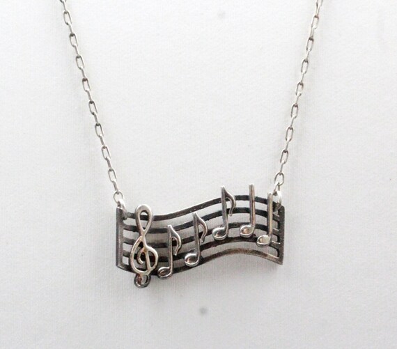 Vintage Sterling Silver Music Notes Necklace - image 3