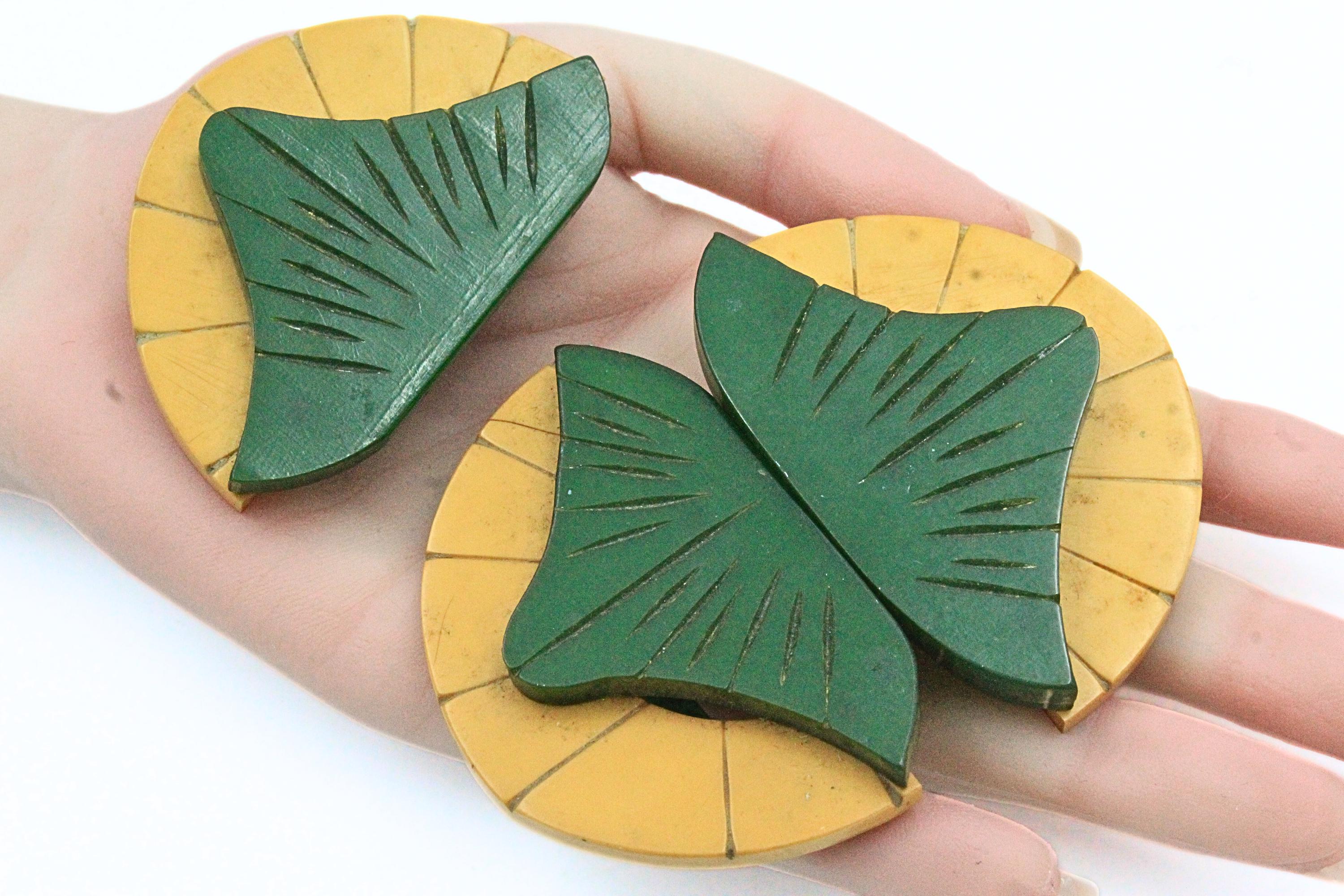 Antique Art Deco Early Plastic Bakelite Green Yellow Pin 