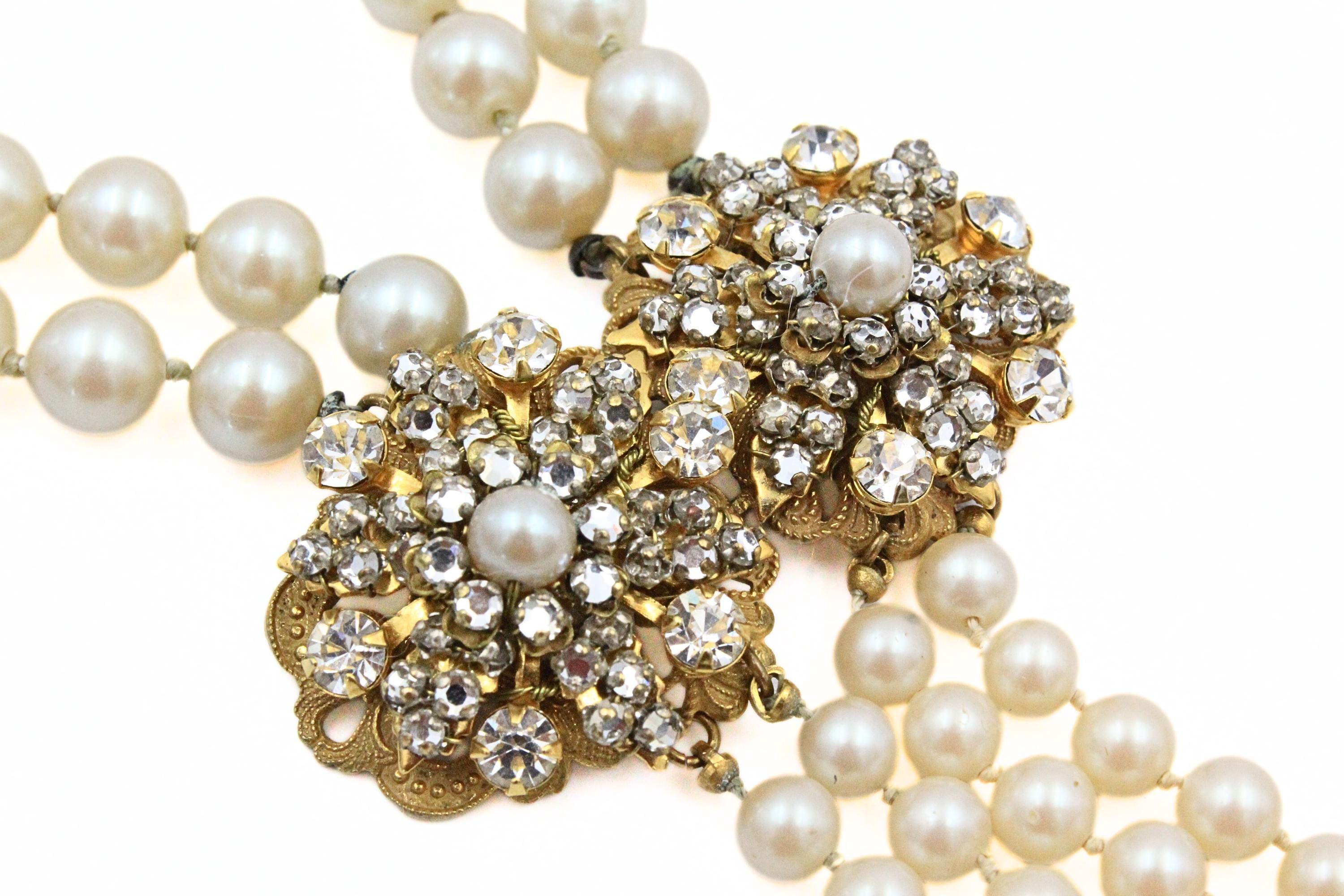Stanley Hagler Signed Designer Faux Pearl Drop Choker Lariat Back