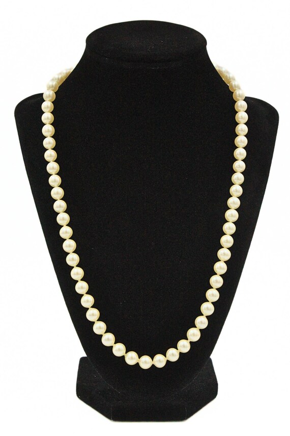 Timeless Hobe Designer Signed Faux Pearls Beaded Necklace