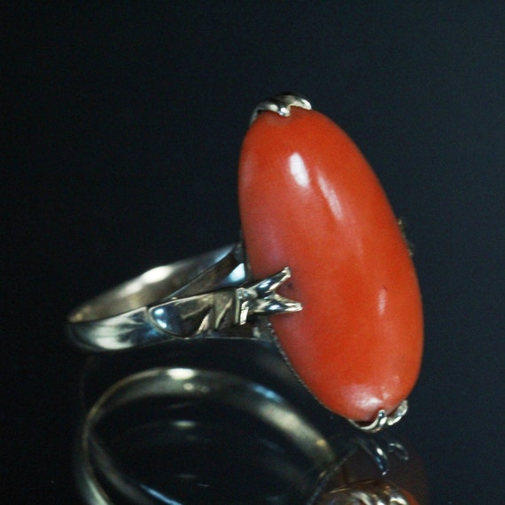 Antique 1890's 18K Gold Mediterranean Coral Caboc… - image 3