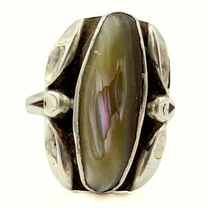 Amazing Hallmarked Sterling Silver Elongated Blister Pearl Ring Sz 5.5