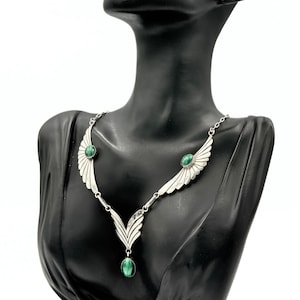 Collar nativo americano navajo de malaquita y plata esterlina con la marca de James Lee