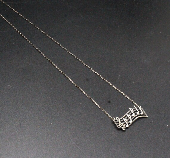 Vintage Sterling Silver Music Notes Necklace - image 8
