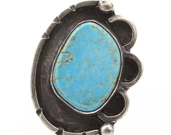 Hermoso anillo de plata de ley con turquesa y diseño de peón antiguo de Navajo antiguo, talla 5.5