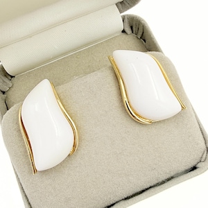 Vintage White Lucite Enamel Gold Plated Abstract Wave Leaf Post Back Earrings