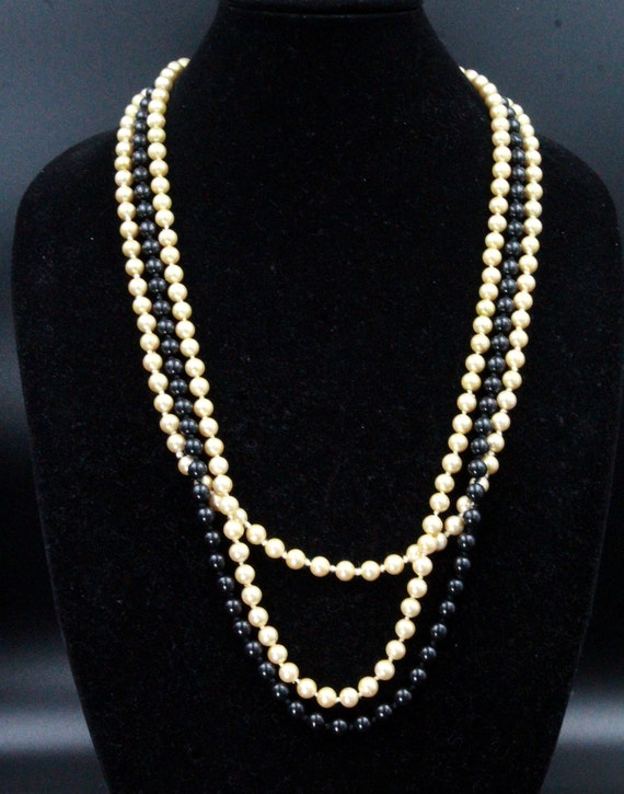 Exceptional French Couture Retro Triple Strand Bl… - image 3