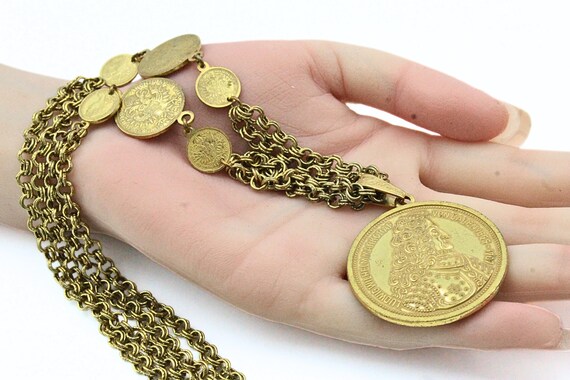 Elegant Miriam Haskell Signed Gold Gilt Ludwig Wi… - image 4