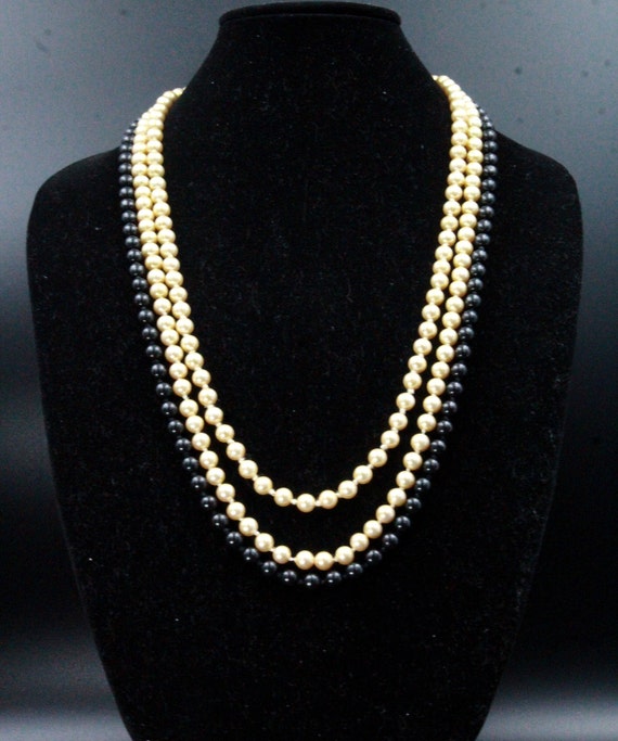 Exceptional French Couture Retro Triple Strand Bl… - image 8
